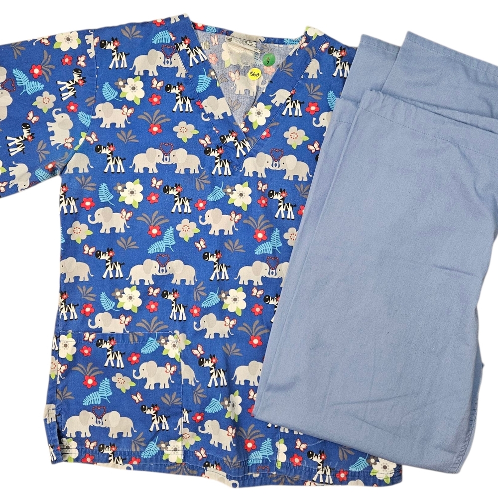 Elephants Scrub Set